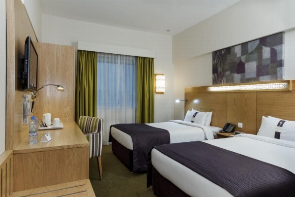 Holiday Inn Express Dubai Airport image 2